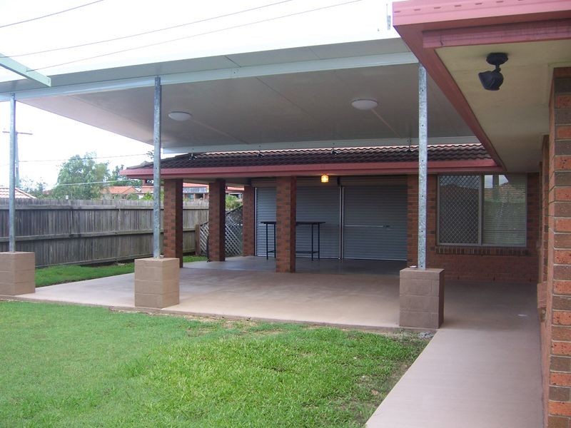 56 Faheys Rd, Albany Creek QLD 4035