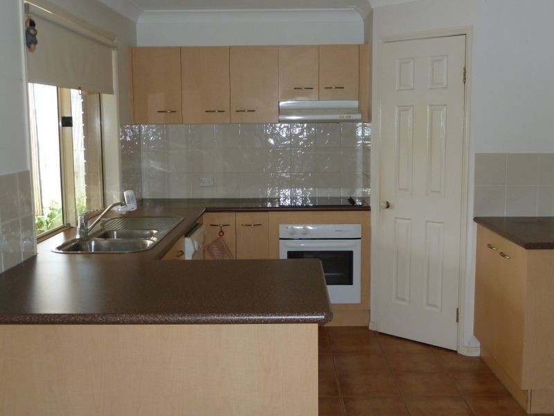 163 Saraband Drive, Eatons Hill QLD 4037