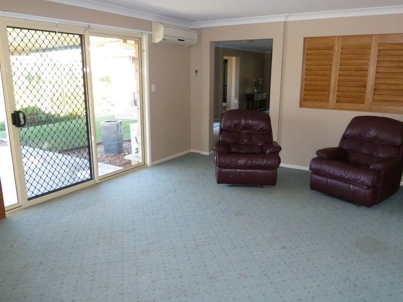 8 Major Court, Cashmere QLD 4500