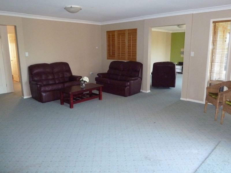 8 Major Court, Cashmere QLD 4500