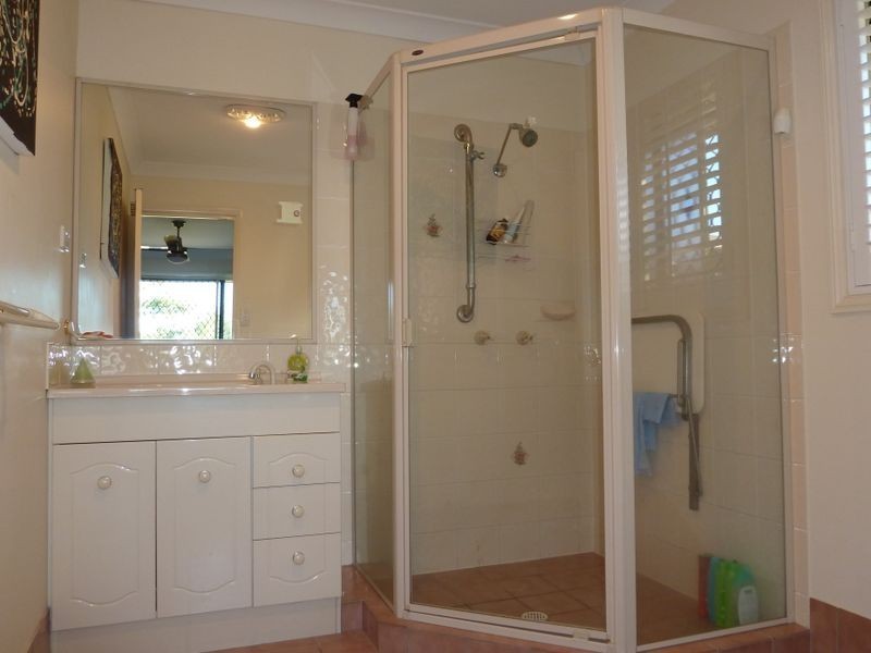 8 Major Court, Cashmere QLD 4500
