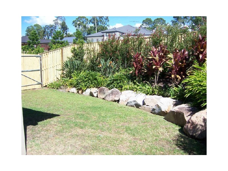 2 Tributary Court, Eatons Hill QLD 4037
