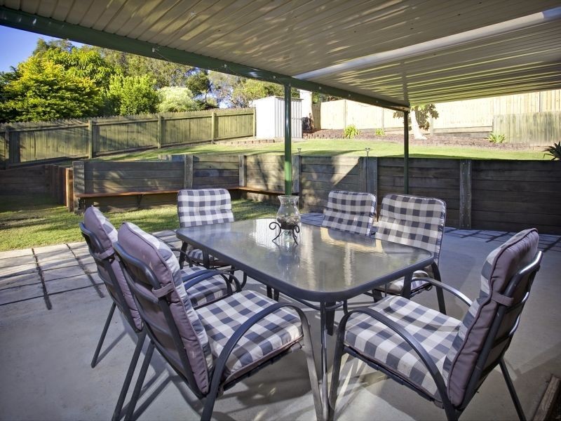 64 Gilford Crescent, Albany Creek QLD 4035