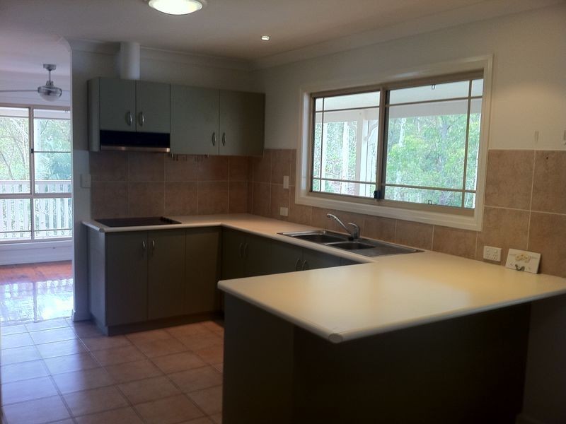 16 Harrier Place, Warner QLD 4500