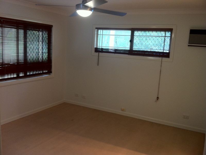 16 Harrier Place, Warner QLD 4500