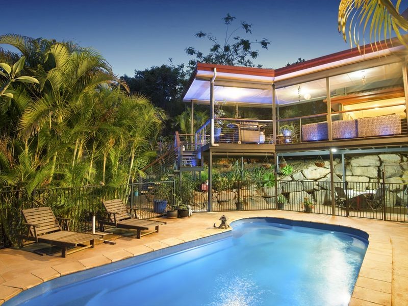 9 Mabella Court, Eatons Hill QLD 4037