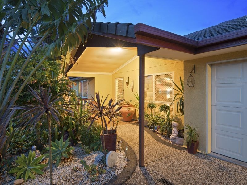 9 Mabella Court, Eatons Hill QLD 4037