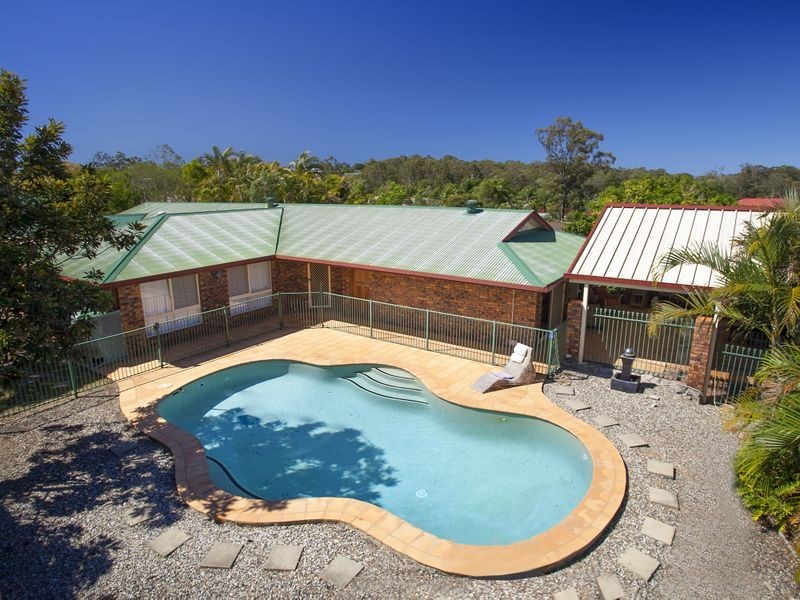 22 Queen Elizabeth Drive, Eatons Hill QLD 4037