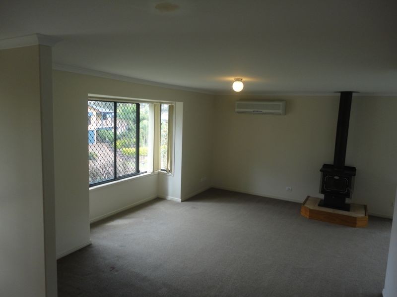 124 Saraband Drive, Eatons Hill QLD 4037