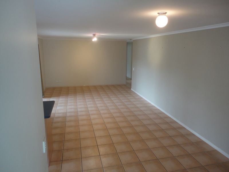 124 Saraband Drive, Eatons Hill QLD 4037