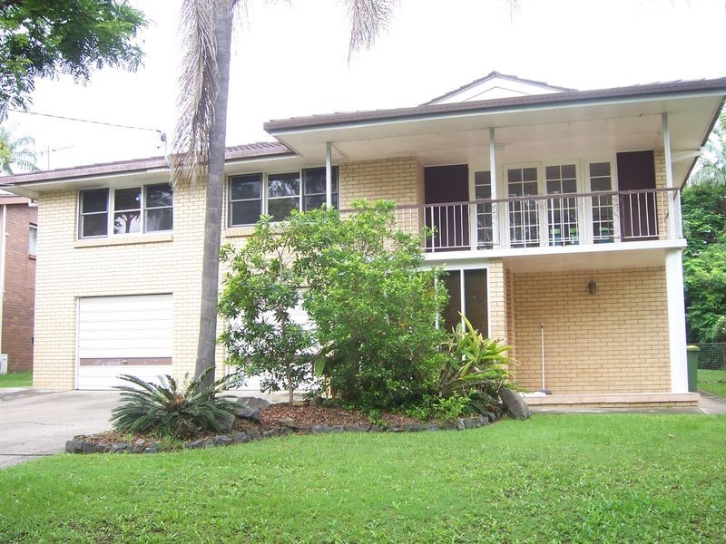 24 Windemere Road, Albany Creek QLD 4035