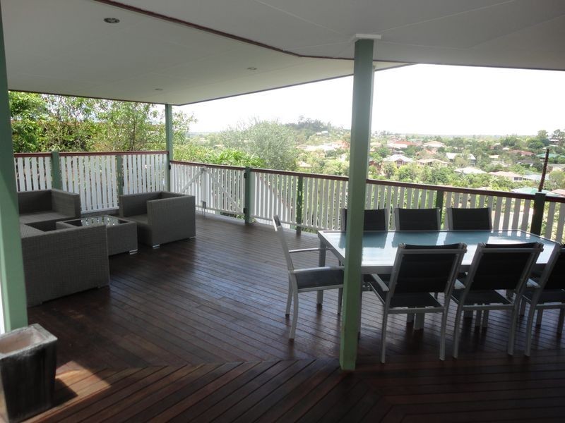 14 Bettina Court, Eatons Hill QLD 4037