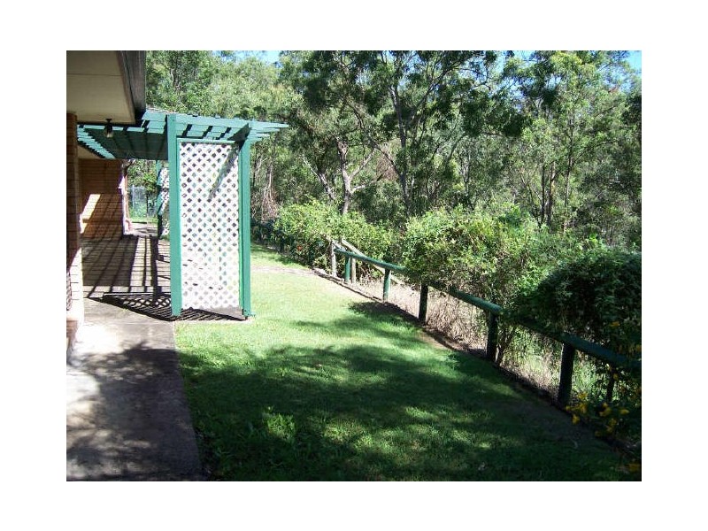 5 Somers Street, Cashmere QLD 4500