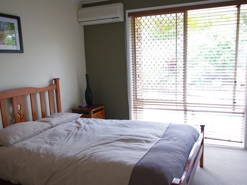 8 Oxley Court, Albany Creek QLD 4035