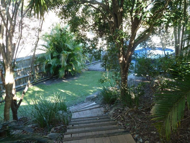 8 Oxley Court, Albany Creek QLD 4035