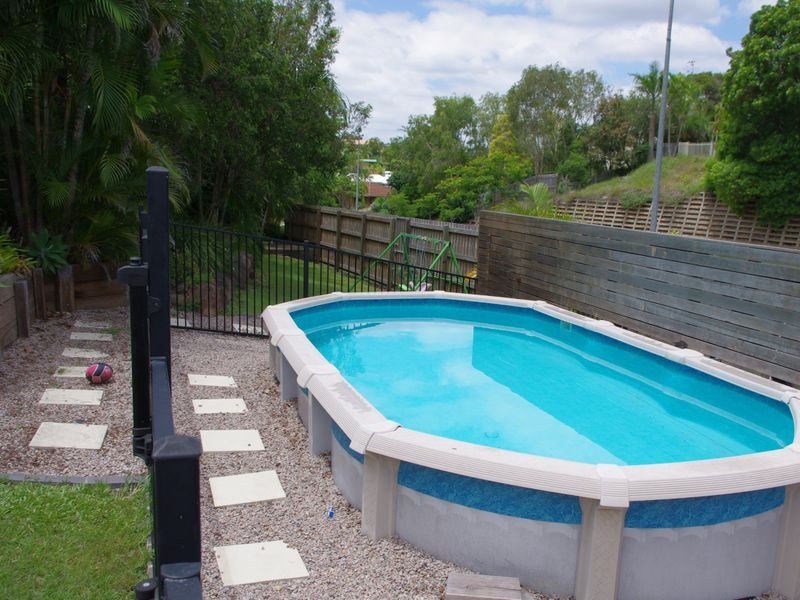 8 Oxley Court, Albany Creek QLD 4035