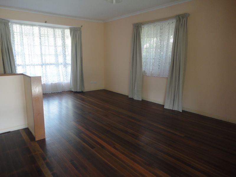 17 Flamingo Drive, Albany Creek QLD 4035