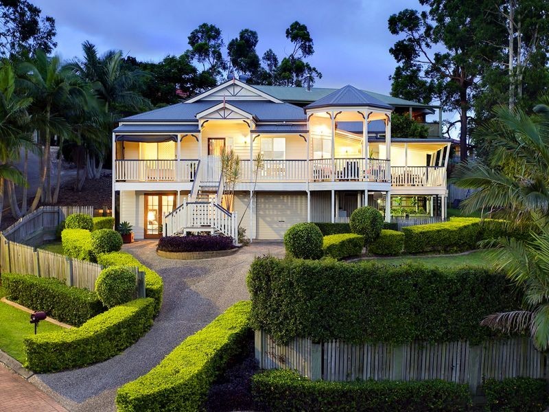 34 Ophelia Crescent, Eatons Hill QLD 4037