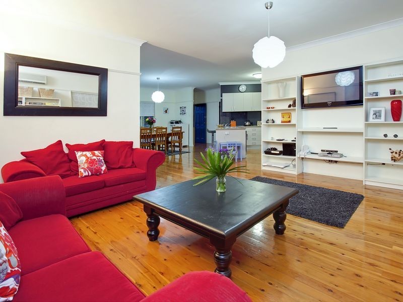 34 Ophelia Crescent, Eatons Hill QLD 4037