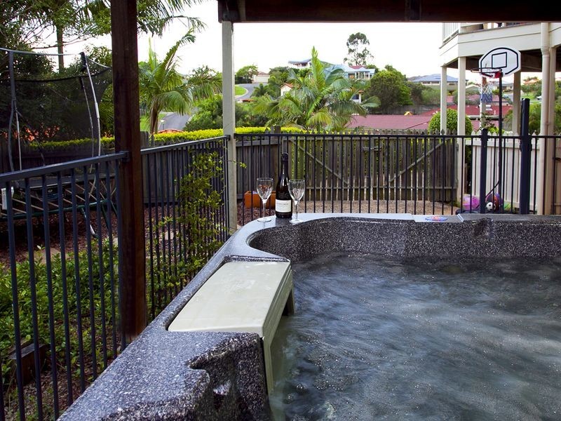 34 Ophelia Crescent, Eatons Hill QLD 4037