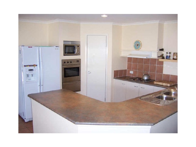 11 Duet Court, Eatons Hill QLD 4037