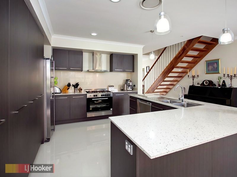 14 Confluence Court, Eatons Hill QLD 4037