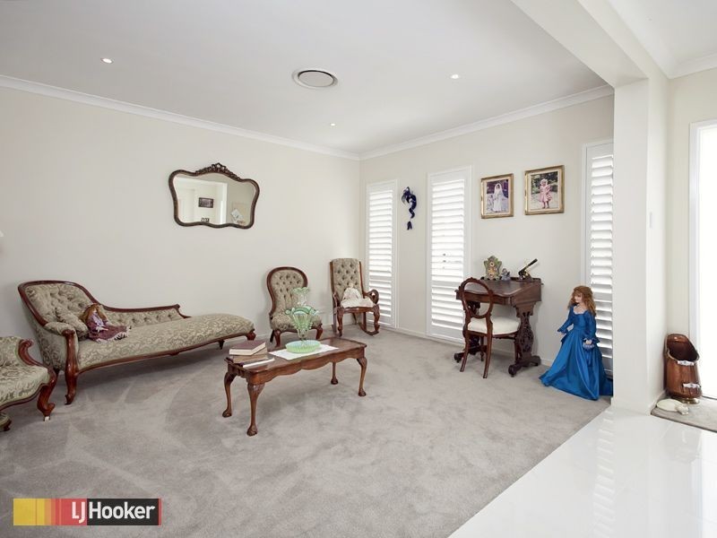 14 Confluence Court, Eatons Hill QLD 4037