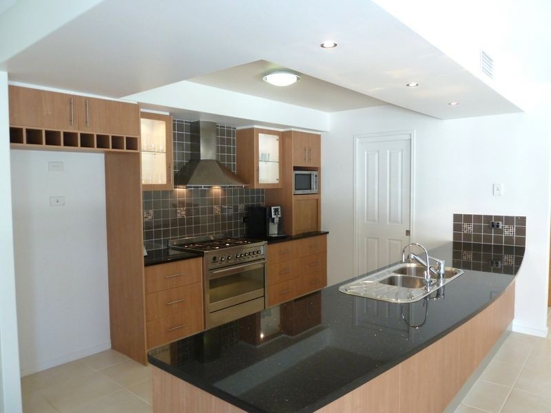 18 Montalcino Place, Bridgeman Downs QLD 4035