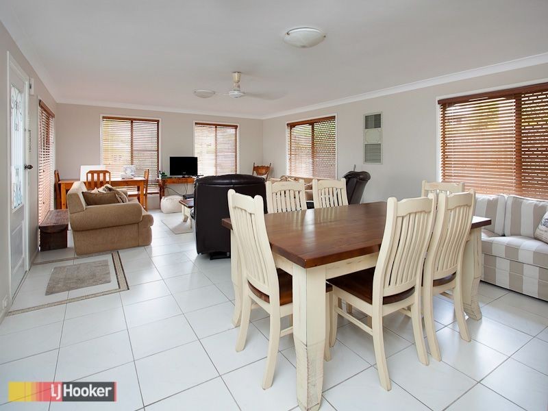 16 Somerset Court, Albany Creek QLD 4035