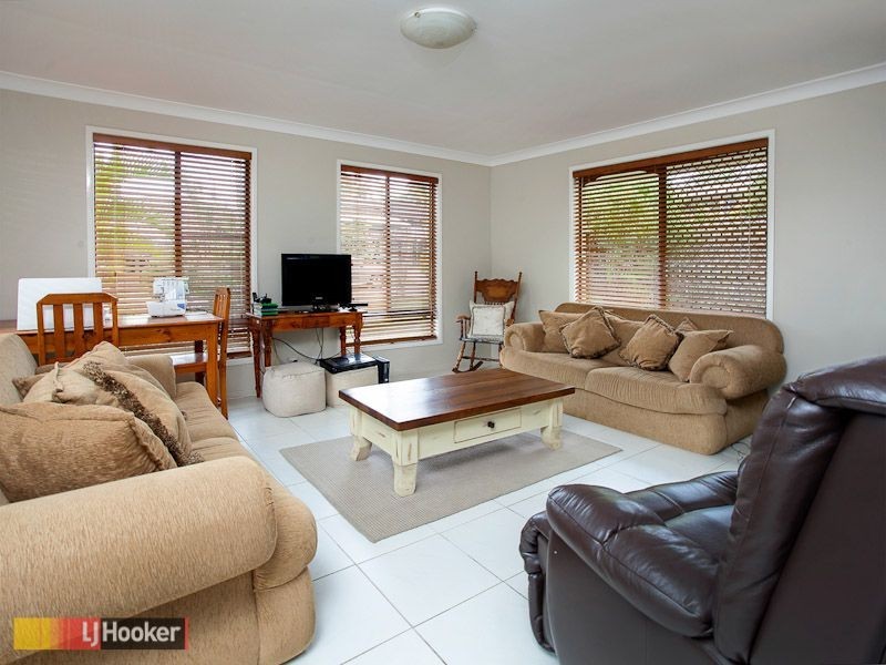 16 Somerset Court, Albany Creek QLD 4035