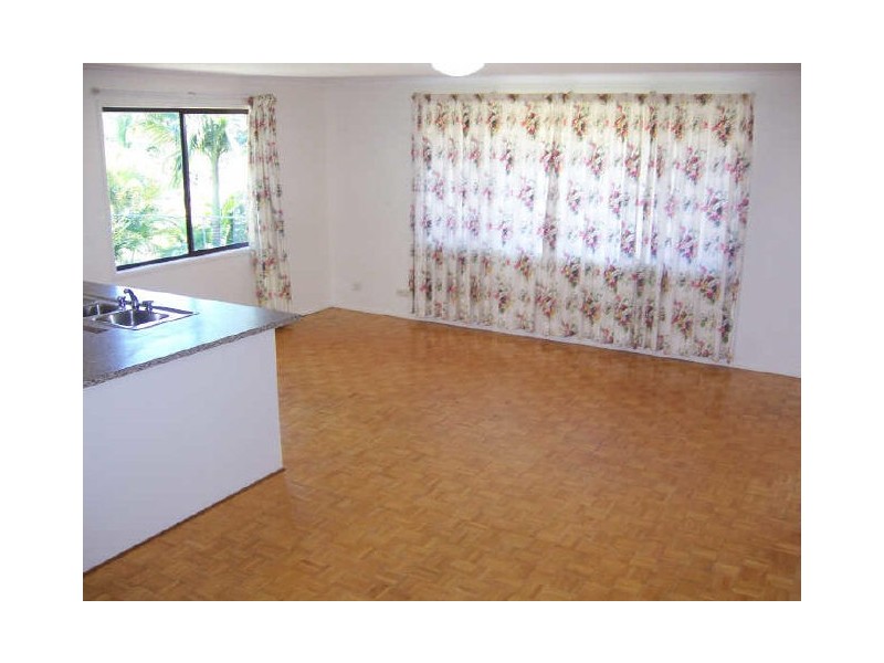 1 Silver Gum Court, Albany Creek QLD 4035