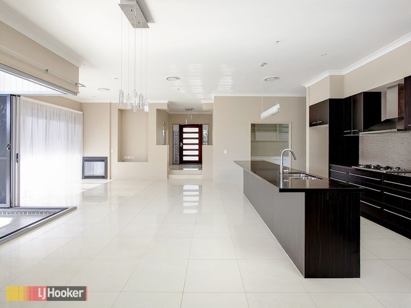 18 Louise Court, Cashmere QLD 4500