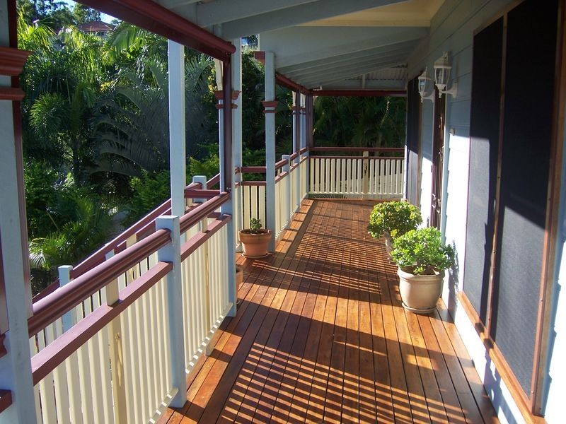 6 Rothschild Street, Eatons Hill QLD 4037