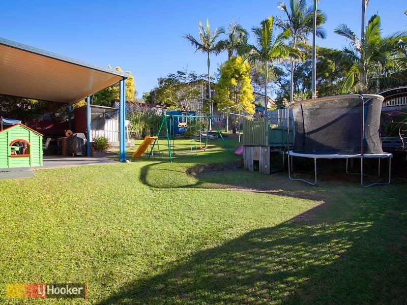 4 Olympus Court, Eatons Hill QLD 4037