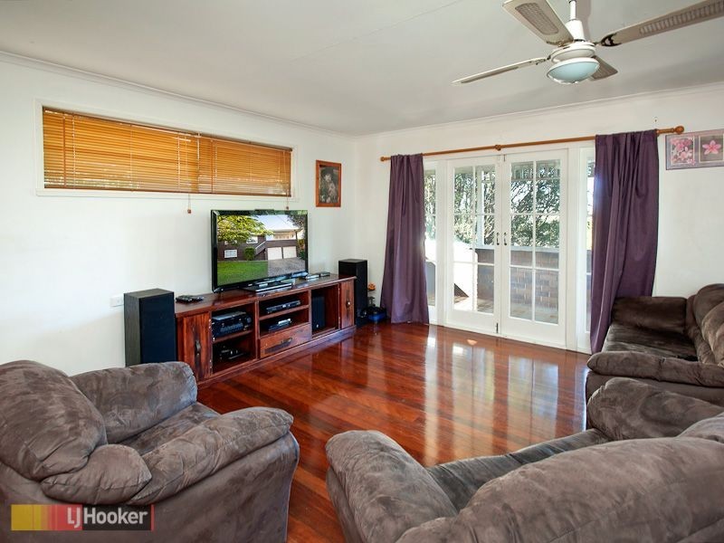 4 Olympus Court, Eatons Hill QLD 4037