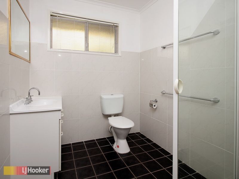 4 Olympus Court, Eatons Hill QLD 4037