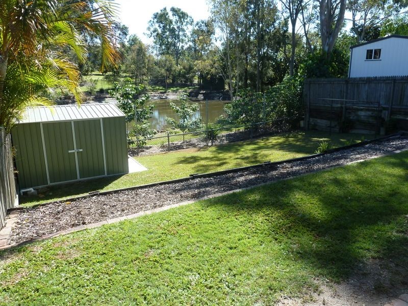 16 Oakmont Crescent, Albany Creek QLD 4035