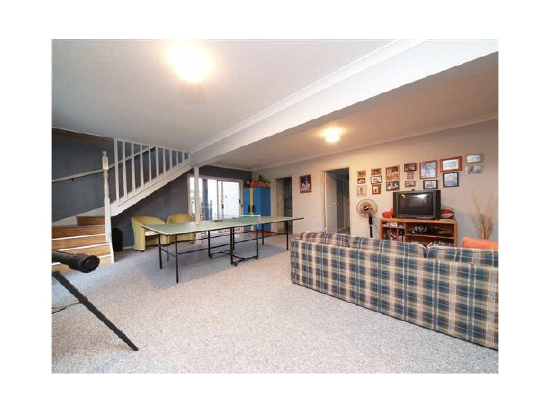 8 Narrabeen Road, Albany Creek QLD 4035