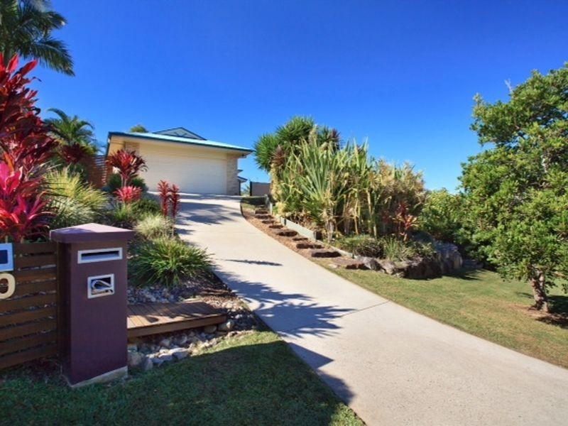 10 Sunblest Court, Eatons Hill QLD 4037