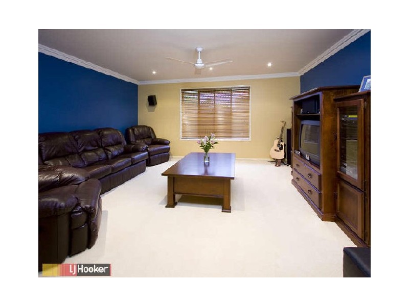 Eatons Hill QLD 4037