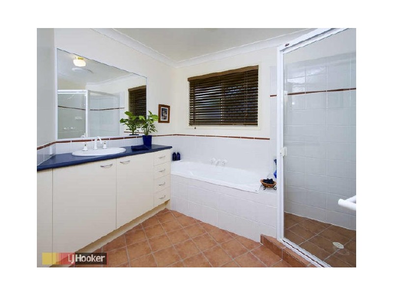 Eatons Hill QLD 4037