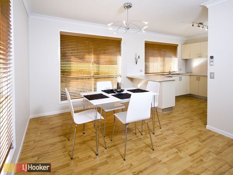 6 Ophelia Crescent, Eatons Hill QLD 4037