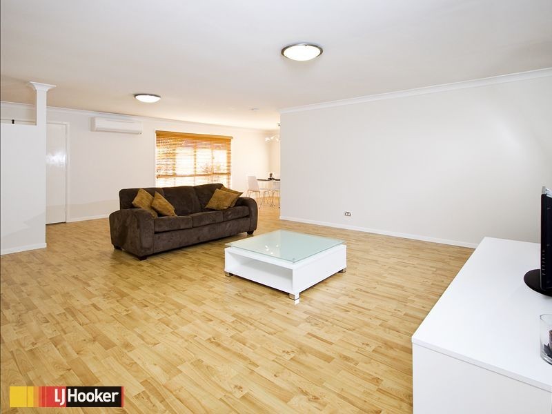 6 Ophelia Crescent, Eatons Hill QLD 4037