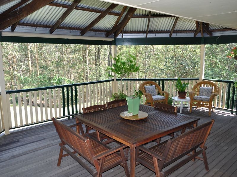 6 Heath Court, Cashmere QLD 4500