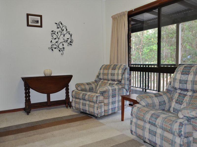 6 Heath Court, Cashmere QLD 4500