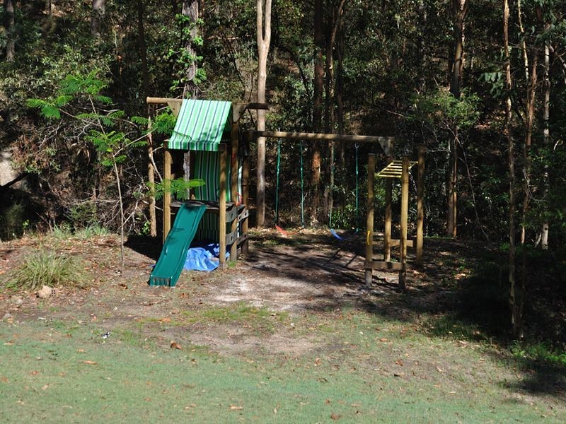 6 Heath Court, Cashmere QLD 4500