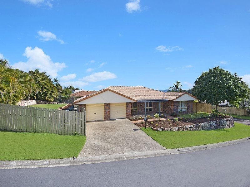 19 Flinders Way, Albany Creek QLD 4035