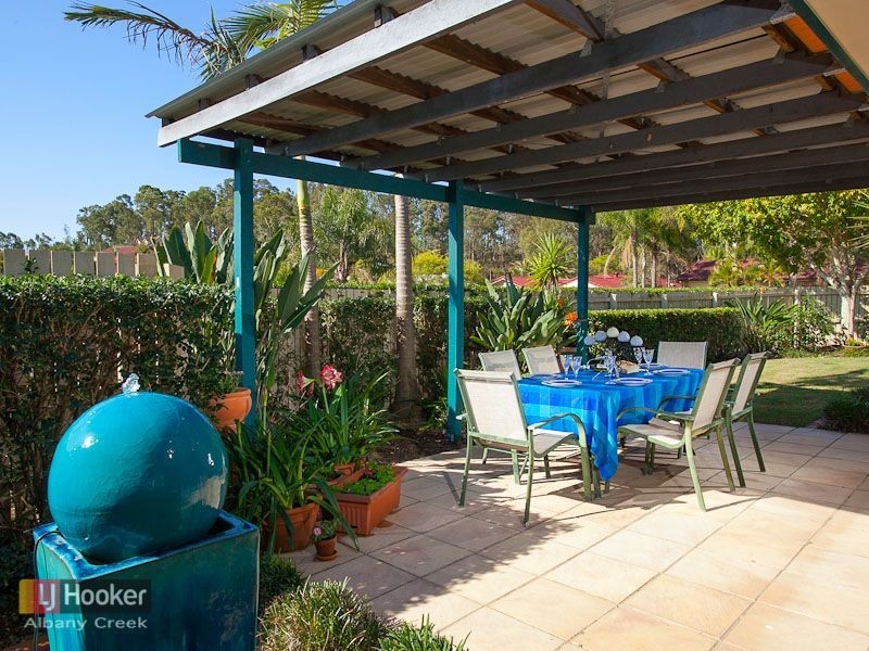 19 Flinders Way, Albany Creek QLD 4035