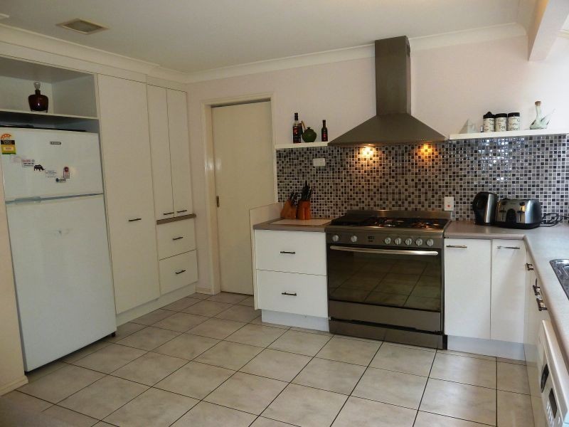 52 Cashmere Lane, Cashmere QLD 4500