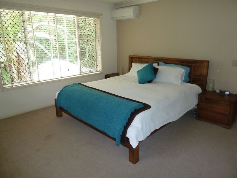 52 Cashmere Lane, Cashmere QLD 4500